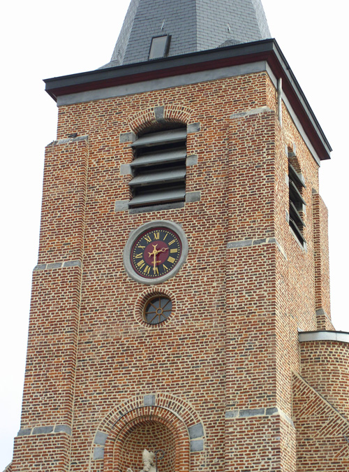 Restauration du cadran de l’horloge de la Chambre de Commerce de Lille.